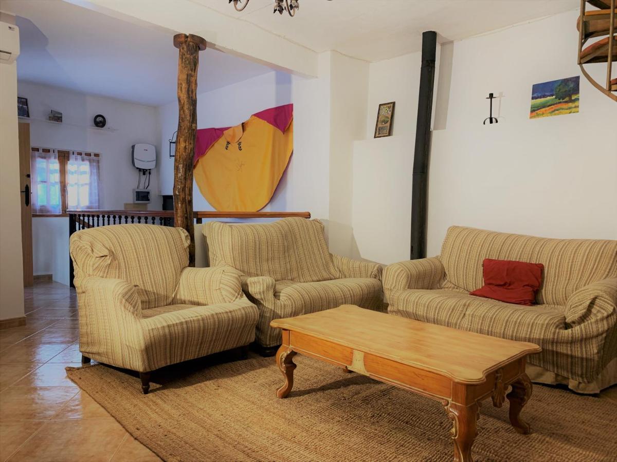 Vakantiehuis La Cabieda - Junto Al Rio Canamares - Ideal Grupos Y Familias Chilluevar